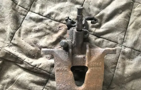 Ford Mondeo Mk III Rear brake caliper 0204DY01134