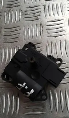 Ford Focus Intake manifold valve actuator/motor xs4h19e616ad