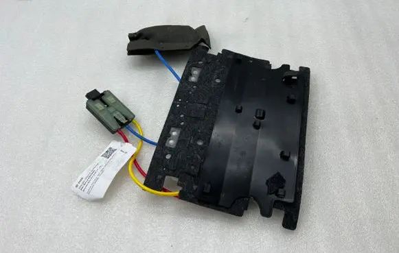 Mercedes-Benz GLS X166 Seat adjustment motor A0009104402