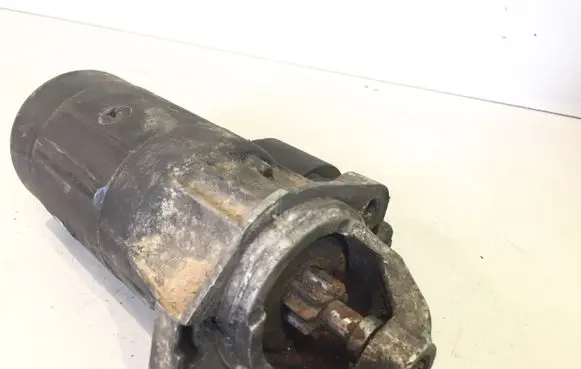 Audi A6 S6 C4 4A Starter motor 046911023B 0001218115