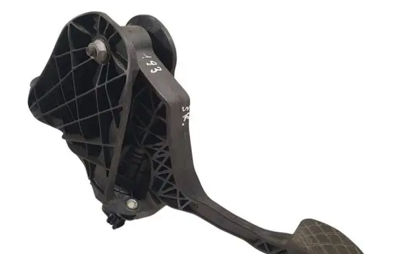 Skoda Octavia Mk2 (1Z) Clutch pedal 1K2721318B 1K0721796E 1K2721059CM