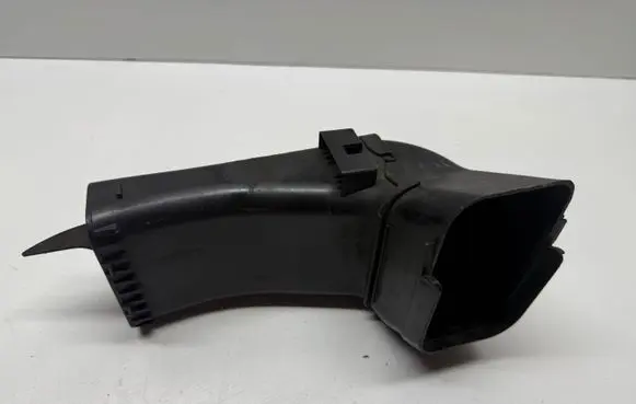 BMW 1 F20 F21 Air intake duct part 7597584 70516743 10737810