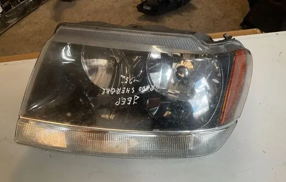 Jeep Cherokee Headlight/headlamp