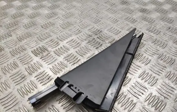 Nissan X-Trail T32 Other rear door trim element 822344CL0A