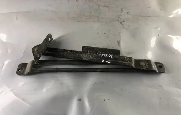 Nissan Patrol Y61 Loading door check strap stopper 