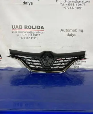 Renault Captur Front bumper upper radiator grill