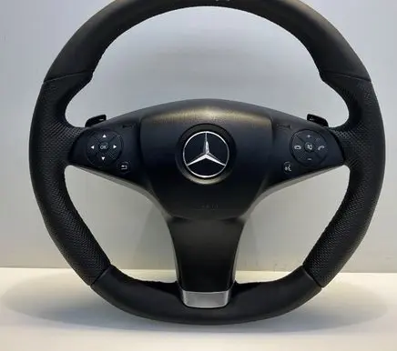 Mercedes-Benz E C207 W207 Steering wheel A2074601203 0060002888 2074601203