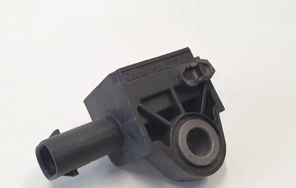 BMW X5 F15 Airbag deployment crash/impact sensor 9196043 170112 04583