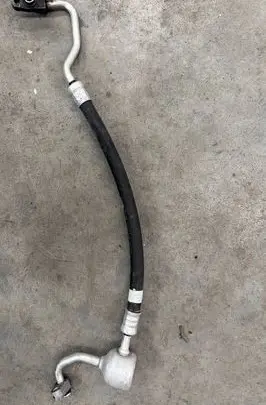 Toyota RAV 4 (XA50) Air conditioning (A/C) pipe/hose