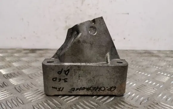 Jeep Grand Cherokee Engine mounting bracket 52124990AC