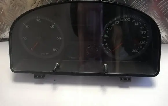 Volkswagen Caddy Speedometer (instrument cluster) 110080237011 013704 237011