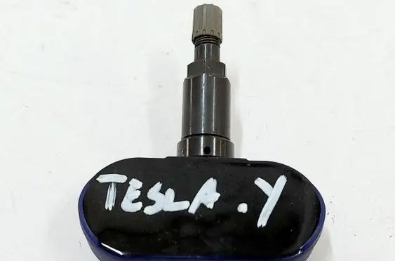 Tesla Model Y Air pressure sensor 149070101D