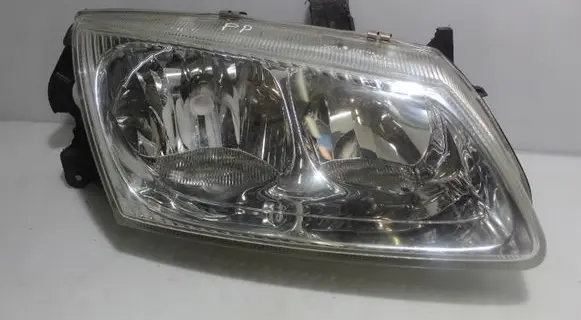Nissan Almera N16 Headlight/headlamp