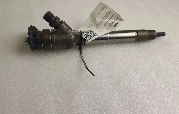 Maserati Levante Fuel injector 35062015F 0445110523
