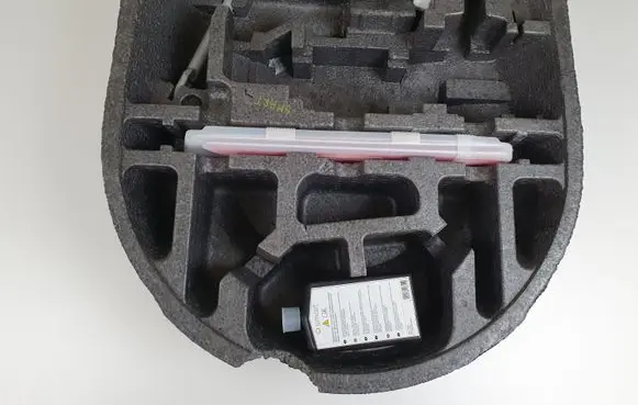 Smart ForFour I Tool box MN108912 A4548140031