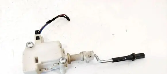 Volkswagen Touran I Central locking motor 3B0959782 1T0810773