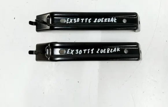 Volvo EX30 Rear bumper mounting bracket