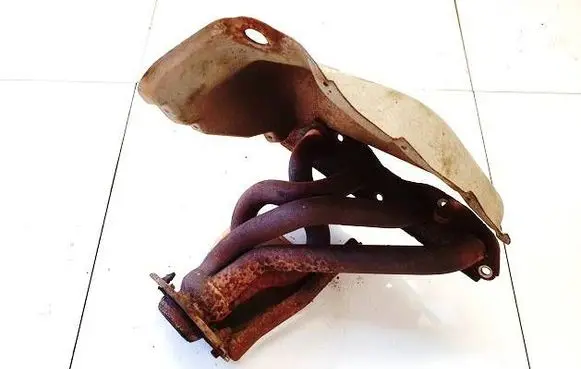 Mitsubishi Colt Exhaust manifold