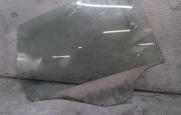Seat Altea Rear door window glass
