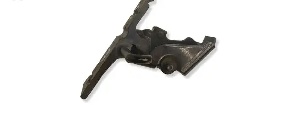 Audi A8 S8 D2 4D Front door lower hinge 