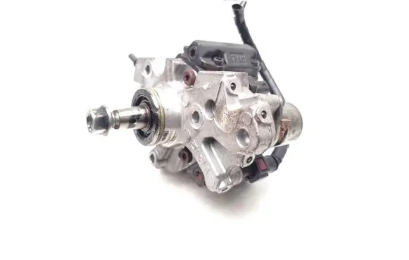 KIA Ceed Fuel injection high pressure pump 33100-2A710 28277574