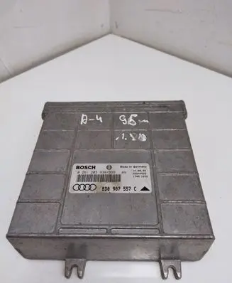 Audi A4 S4 B5 8D Engine control unit/module 0261203938939 8D0907557C