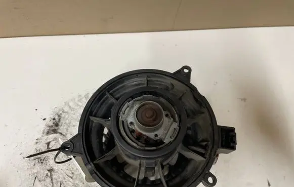 Ford Fusion Heater fan/blower 1736005401