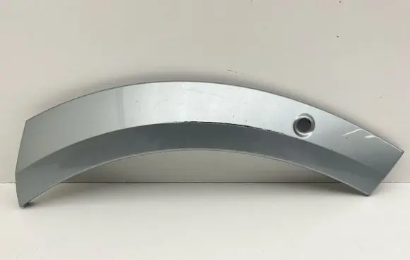 Volvo XC60 Front bumper splitter molding 31650213
