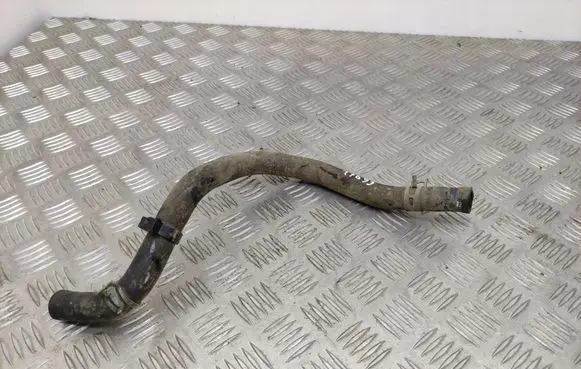 Toyota RAV 4 (XA20) Engine coolant pipe/hose