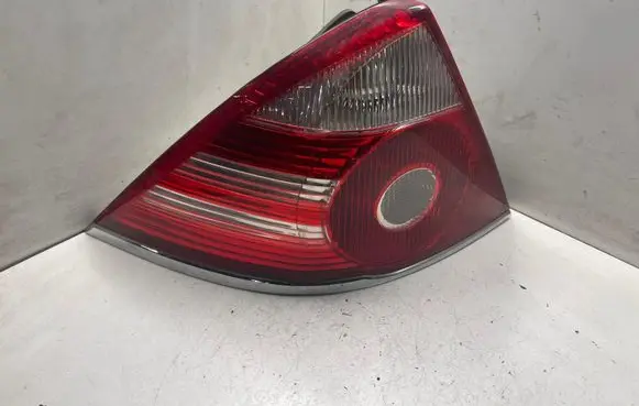Rear/tail lights