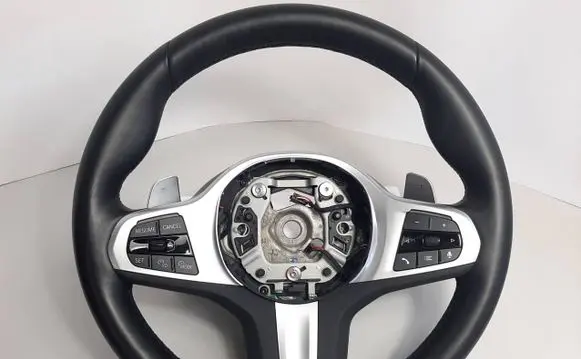 BMW X7 G07 Steering wheel 5A4B4A7 32305A4B4A7