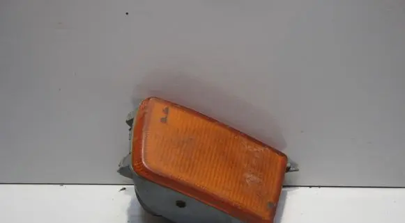 Volkswagen Golf III Front indicator light 1H0953156B 42503