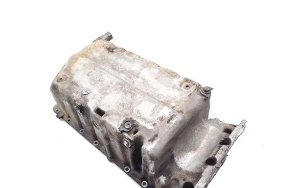 Peugeot 307 CC Oil sump 9653835680