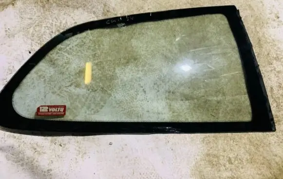 Rear side window