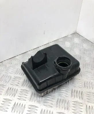 BMW 5 F10 F11 Intake resonator 8512249 14389710 01020304
