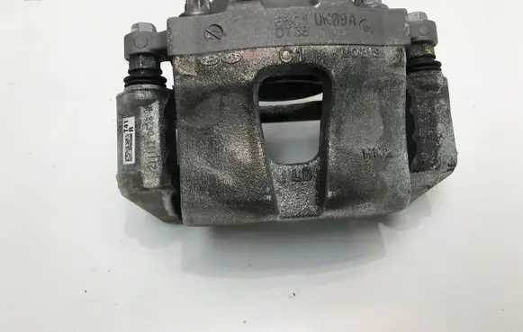 Hyundai Kona I Front brake caliper UK09A UK13A