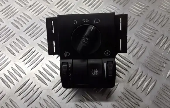 Opel Combo C Light switch 09114384