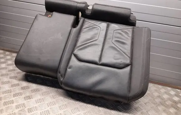 Audi Q3 F3 Rear seat 83A885039D