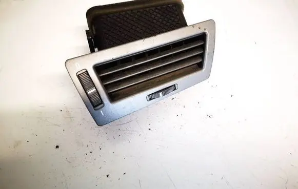 BMW 7 E65 E66 Dash center air vent grill 64228223334