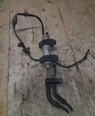 Audi A4 S4 B8 8K Fuel injection high pressure pump 8k0906095a