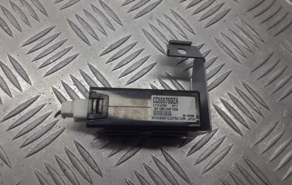Mazda 5 Central locking motor CC65675DZA