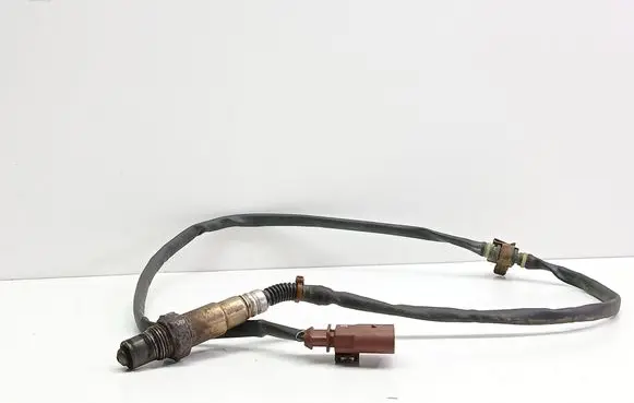 Volkswagen PASSAT B6 Lambda probe sensor 06F906262 0258006778