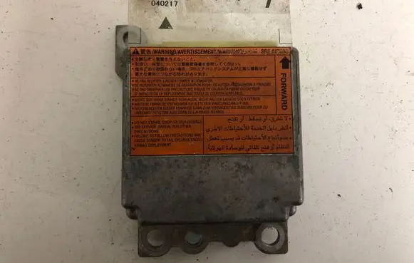 Nissan X-Trail T30 Airbag control unit/module 988208H405 040217