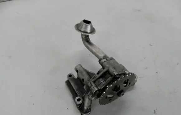 Skoda Octavia Mk1 (1U) Oil pump 06A115105