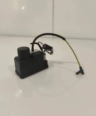 Audi A6 S6 C4 4A Central locking vacuum pump 4A0862257C