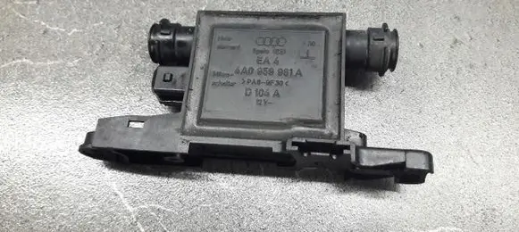 Audi A4 S4 B5 8D Door central lock control unit/module 
