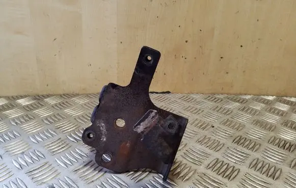 Suzuki Grand Vitara II Other engine bay part