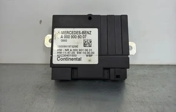 Mercedes-Benz C W205 Fuel injection pump control unit/module A0009006007