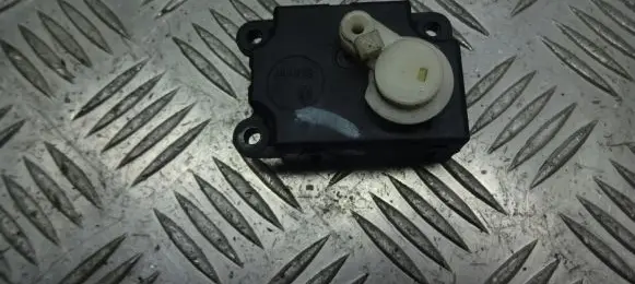 Nissan Micra A/C air flow flap actuator/motor 