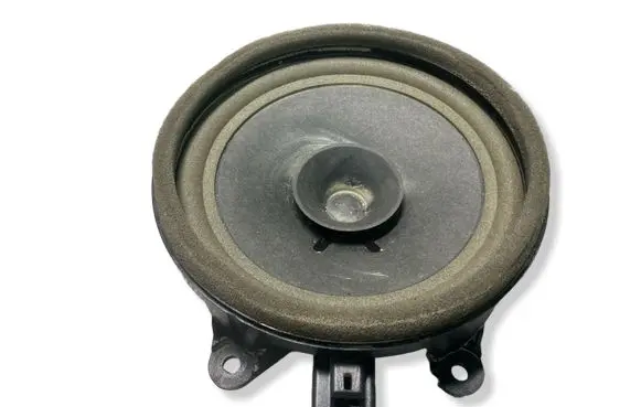 Volvo XC40 Rear door speaker 32265248